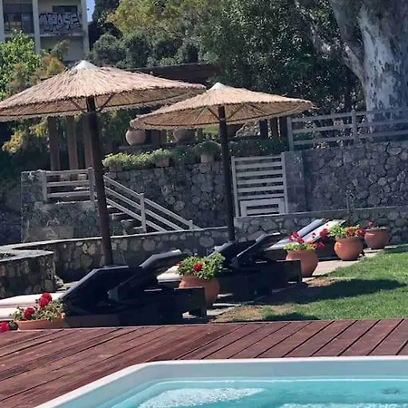 Yannis וילה